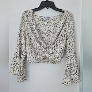 Fashion NOVA Top floral size M